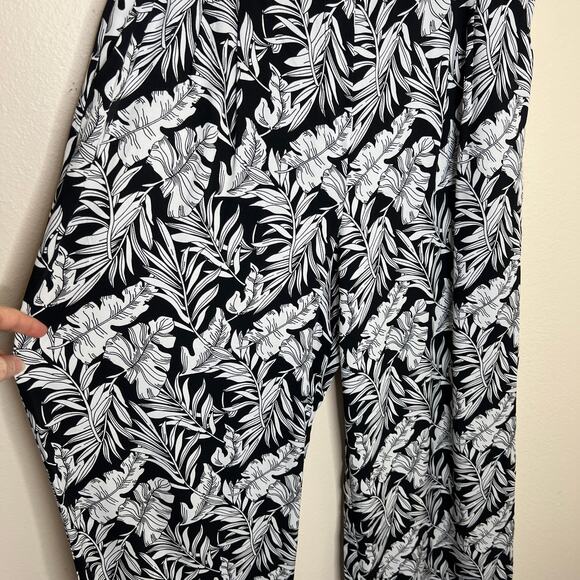 Adrienne Vittadini Black White Floral Print Wide Leg Pull On Pant Large - Picture 3 of 12